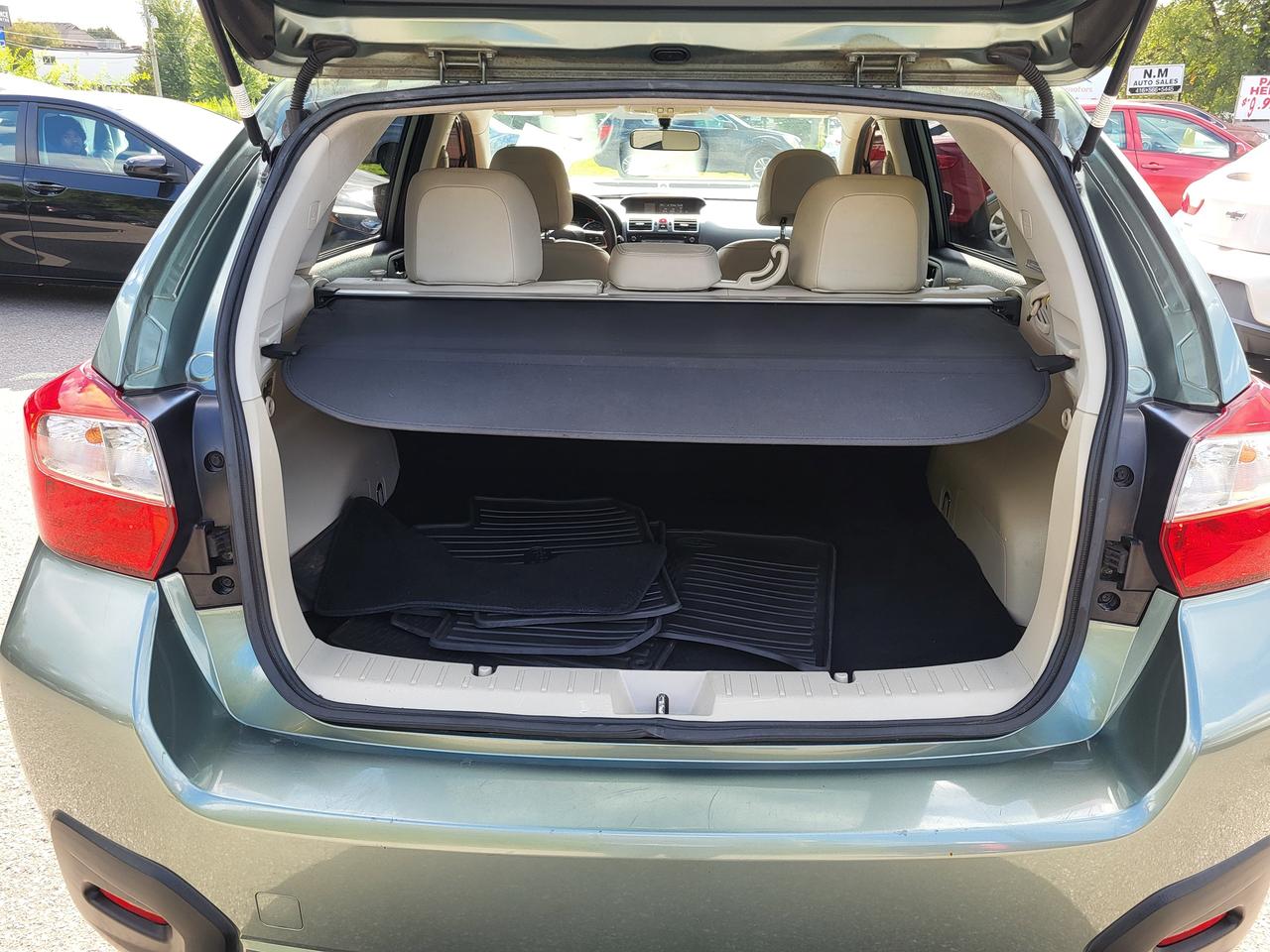 2015 Subaru XV Crosstrek 2.0i w/Limited Pkg Photo