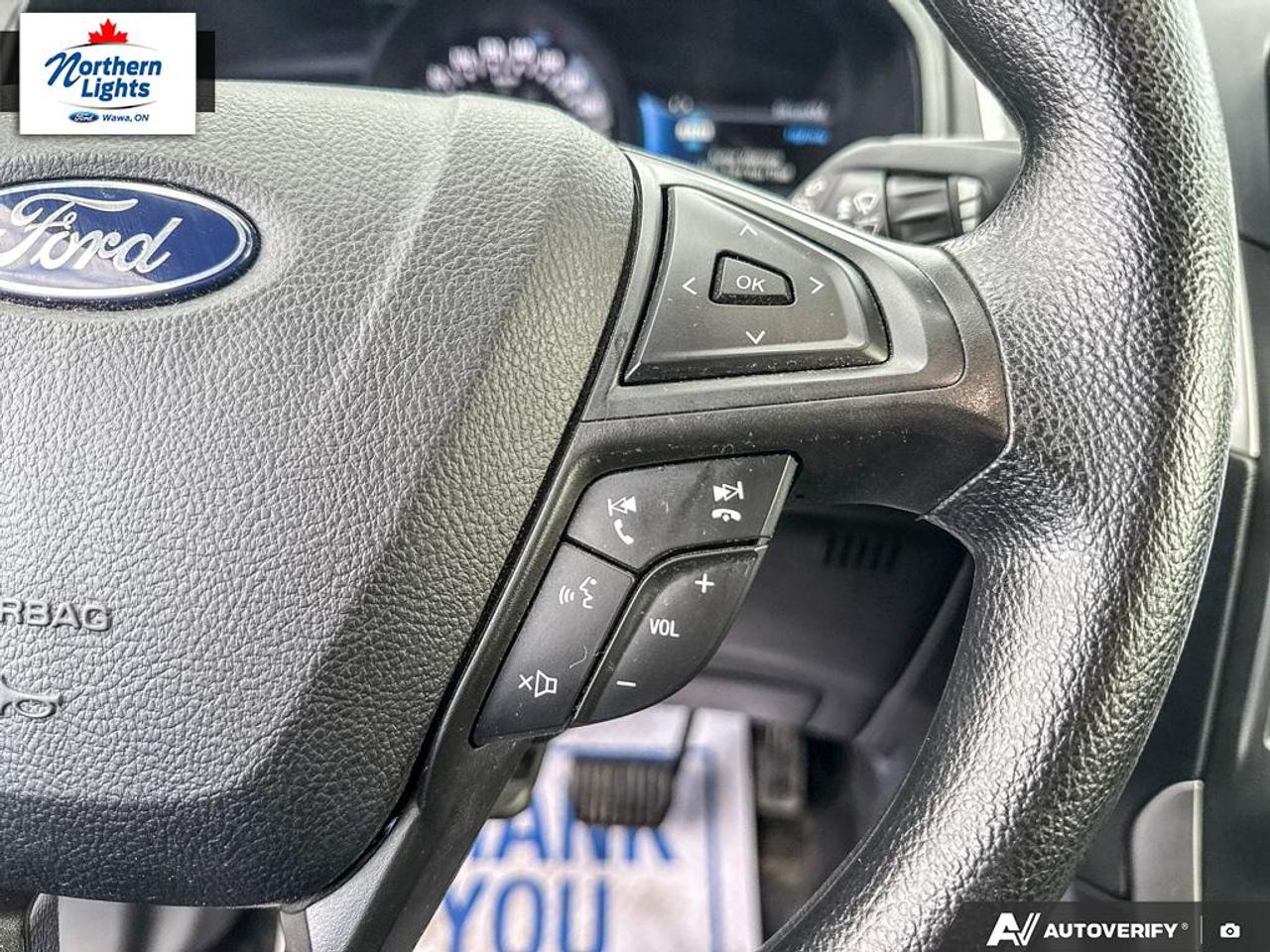2022 Ford Edge SE Photo