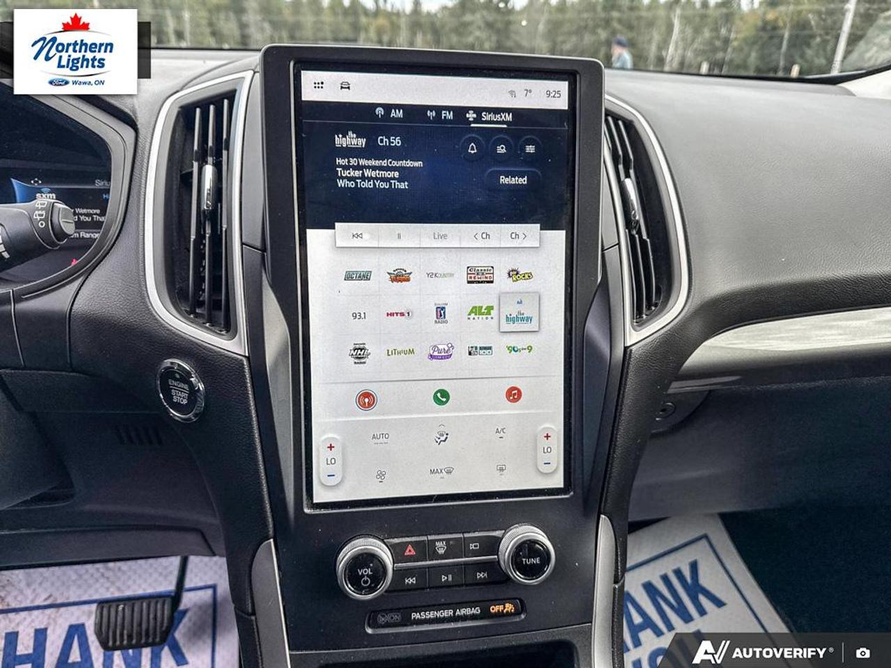 2022 Ford Edge SE Photo