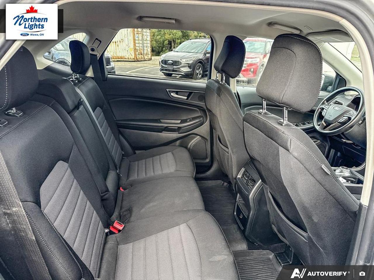 2022 Ford Edge SE Photo