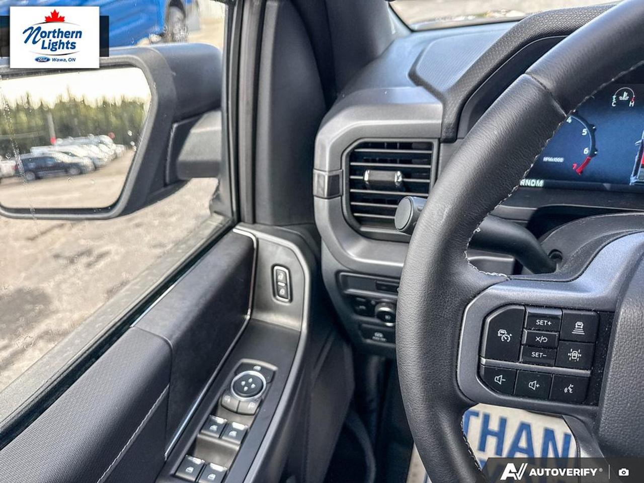 2025 Ford F-150 XLT Photo