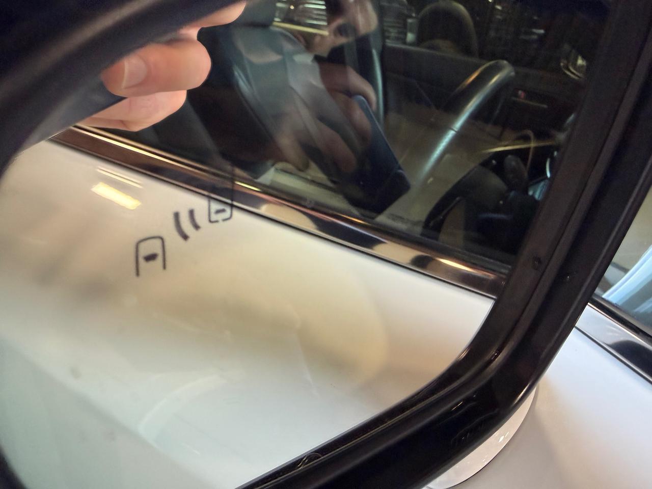 14697912.833007219