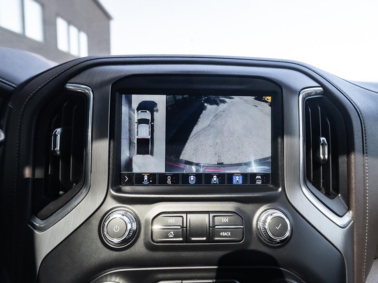 2021 GMC Sierra 3500 Denali Photo14