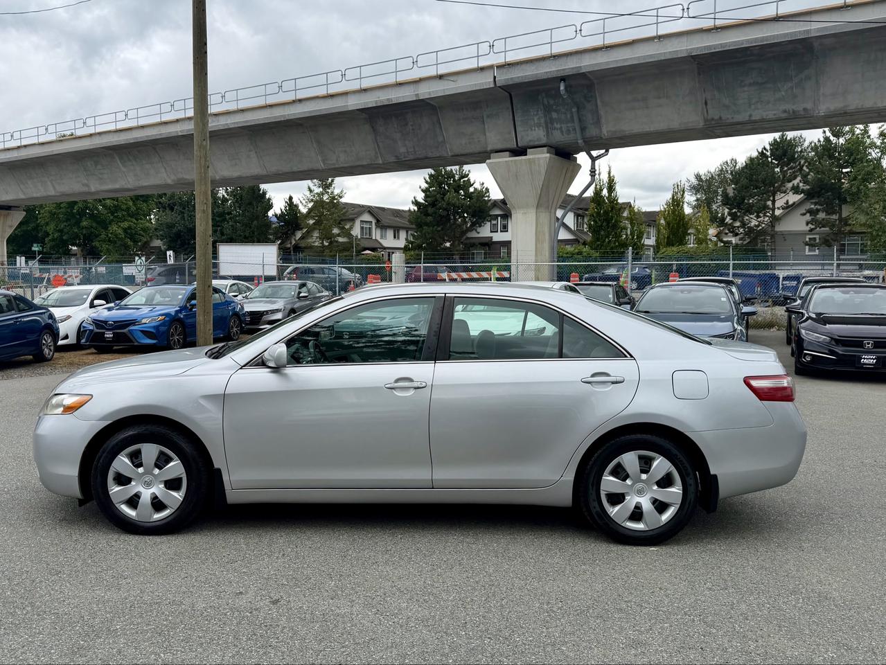 2009 Toyota Camry FINANCING AVAILABLE Photo8