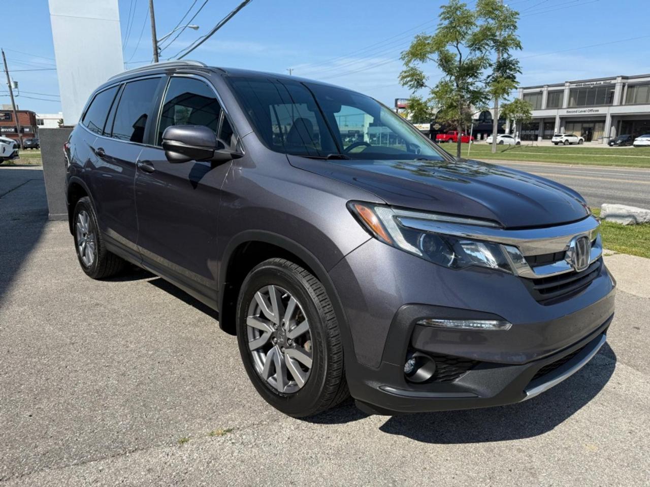 2020 Honda Pilot EX-L W/ NAVI /LEATHER /SUNROOF /HONDA SENSING Photo