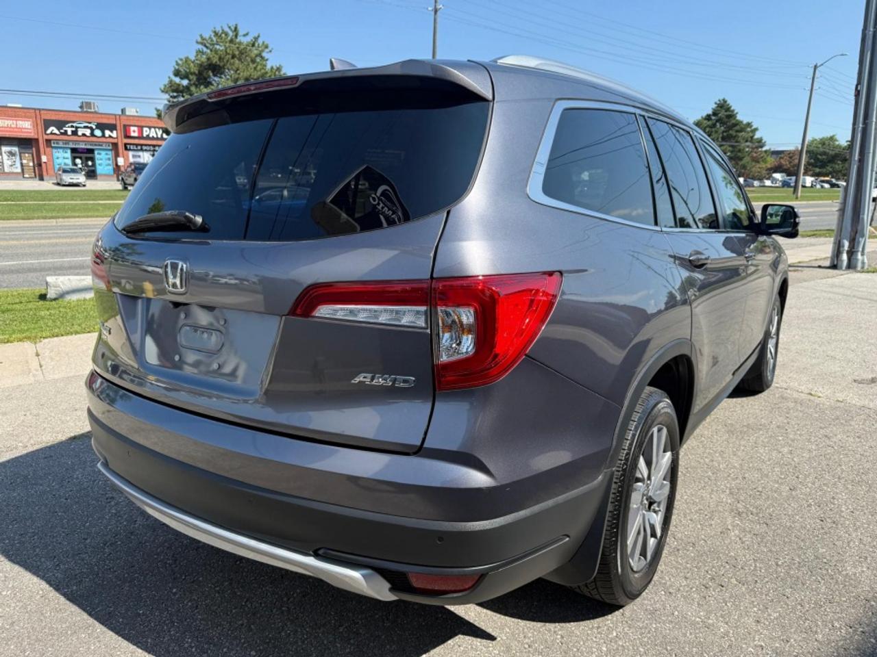2020 Honda Pilot EX-L W/ NAVI /LEATHER /SUNROOF /HONDA SENSING Photo