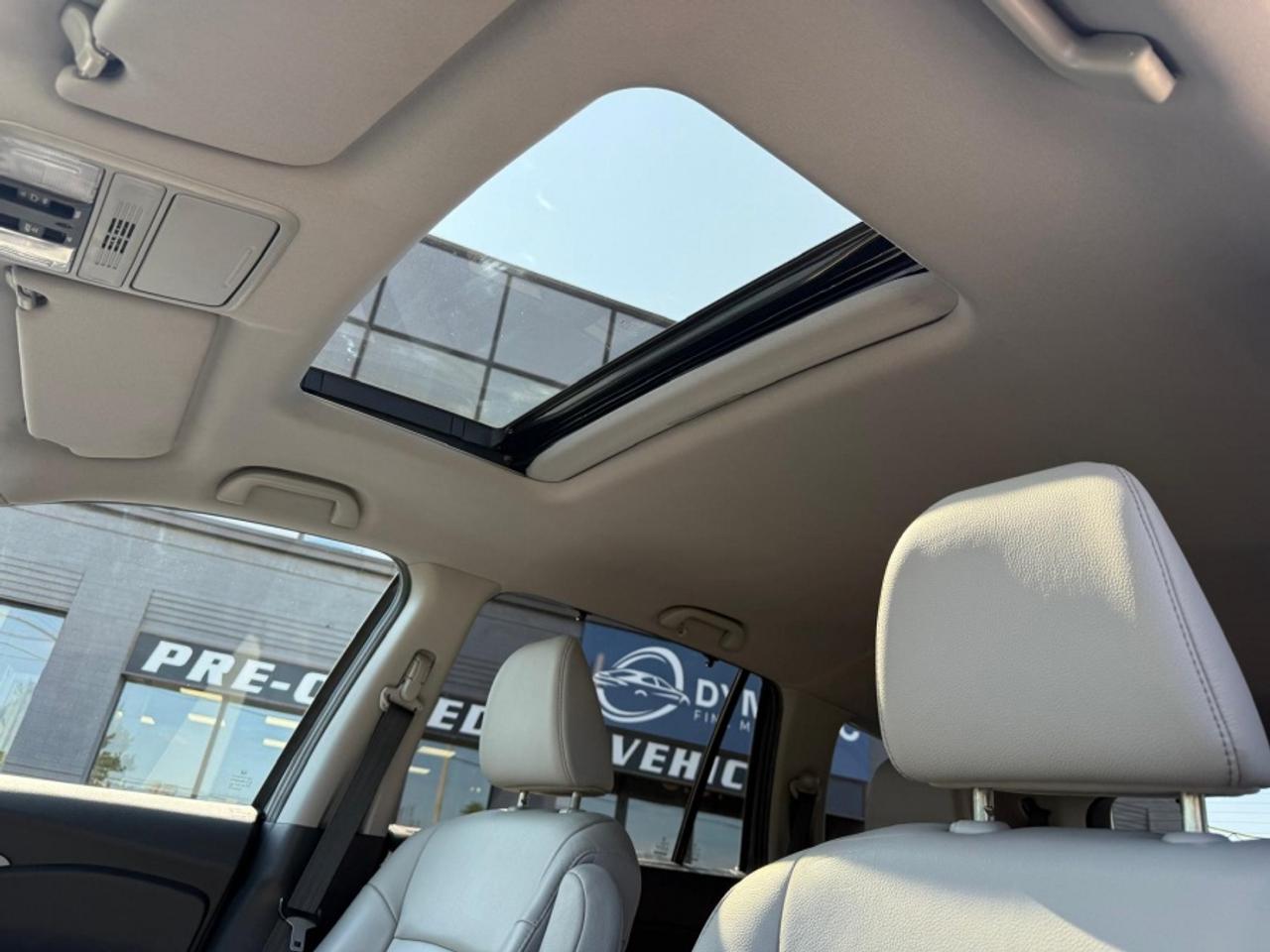 2020 Honda Pilot EX-L W/ NAVI /LEATHER /SUNROOF /HONDA SENSING - Photo #9