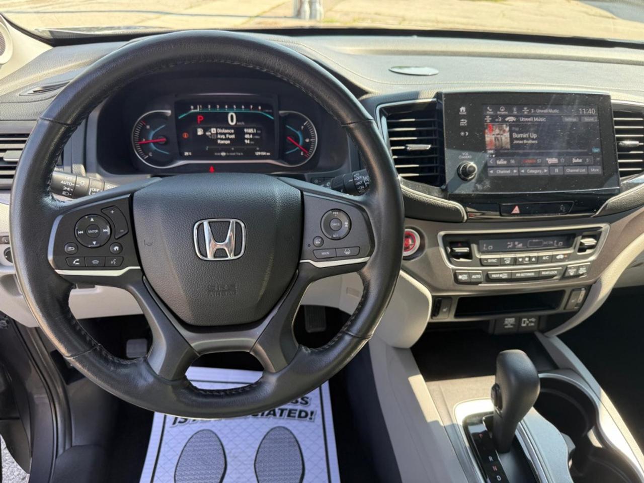 2020 Honda Pilot EX-L W/ NAVI /LEATHER /SUNROOF /HONDA SENSING - Photo #12