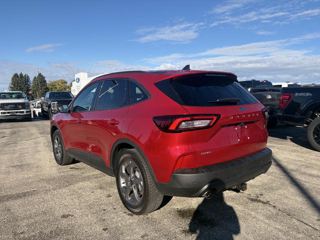 2025 Ford Escape Ford Blue Advantage - ST Line AWD Photo4
