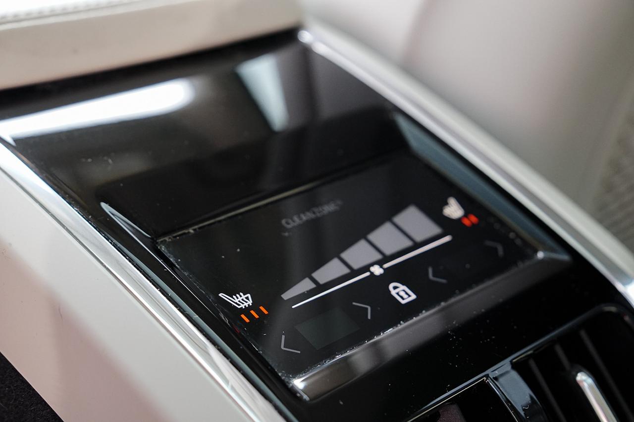 2023 Volvo S90 Plus Bright Theme AWD|NO ACCIDENT|BSM|NAVI Photo