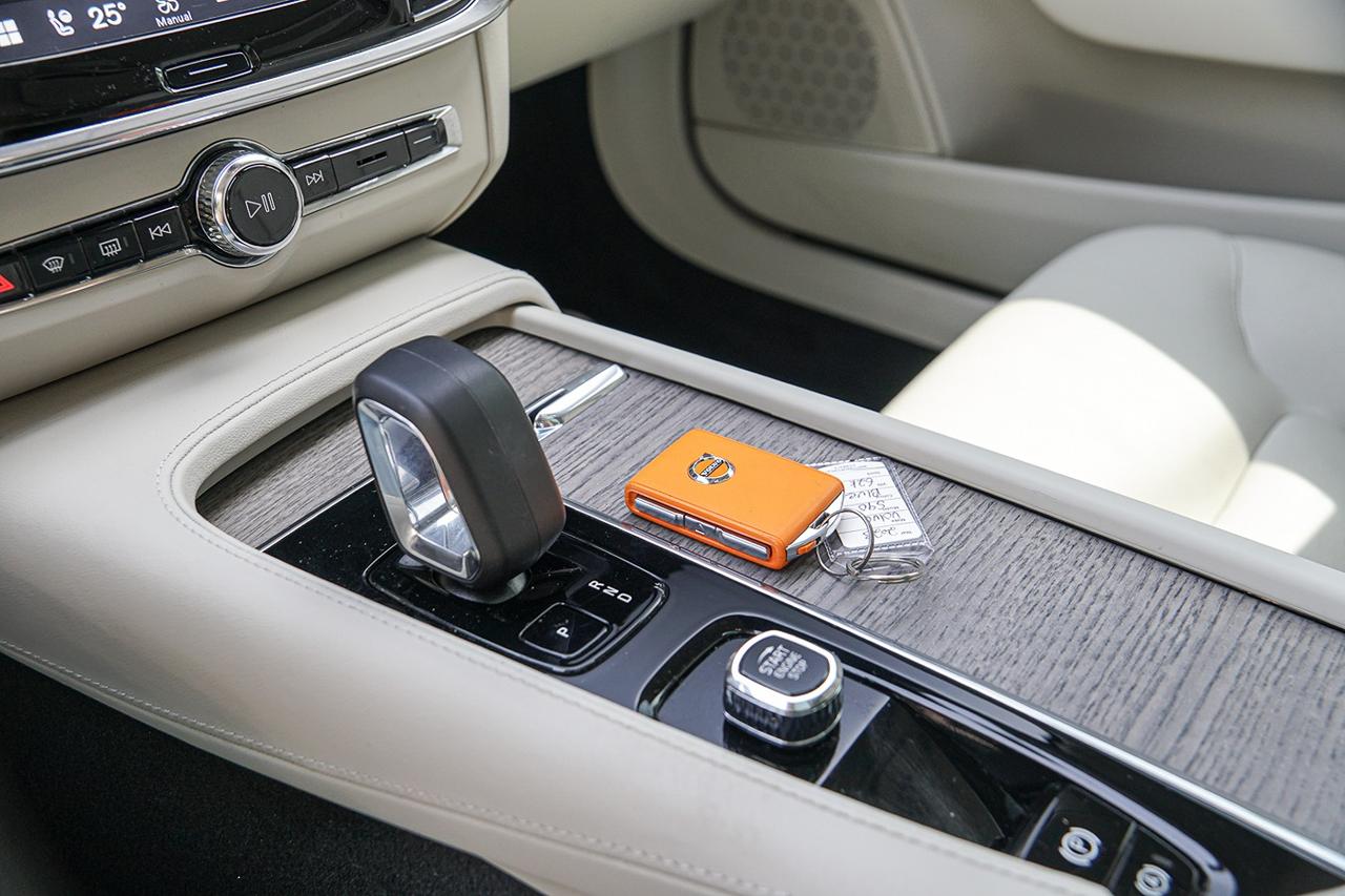 2023 Volvo S90 Plus Bright Theme AWD|NO ACCIDENT|BSM|NAVI Photo