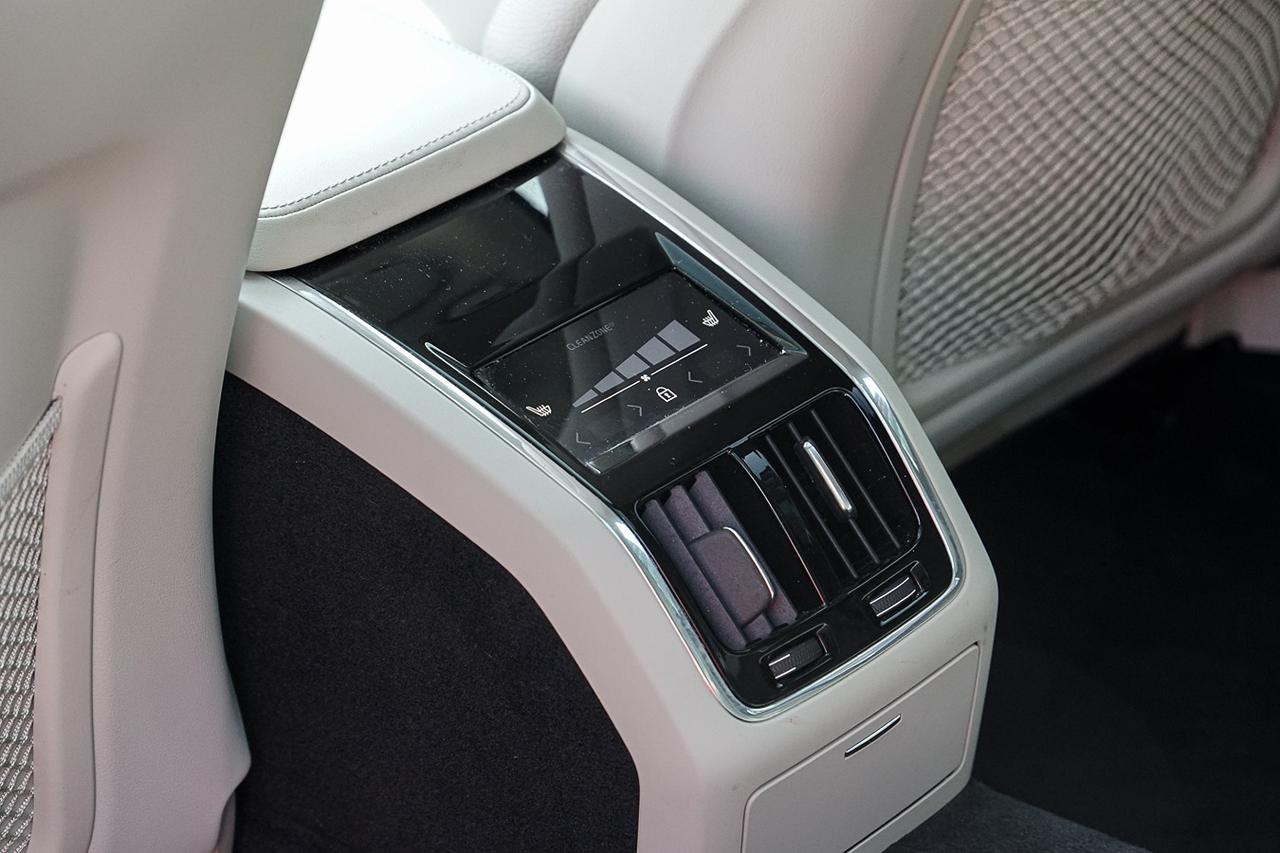 2023 Volvo S90 Plus Bright Theme AWD|NO ACCIDENT|BSM|NAVI Photo