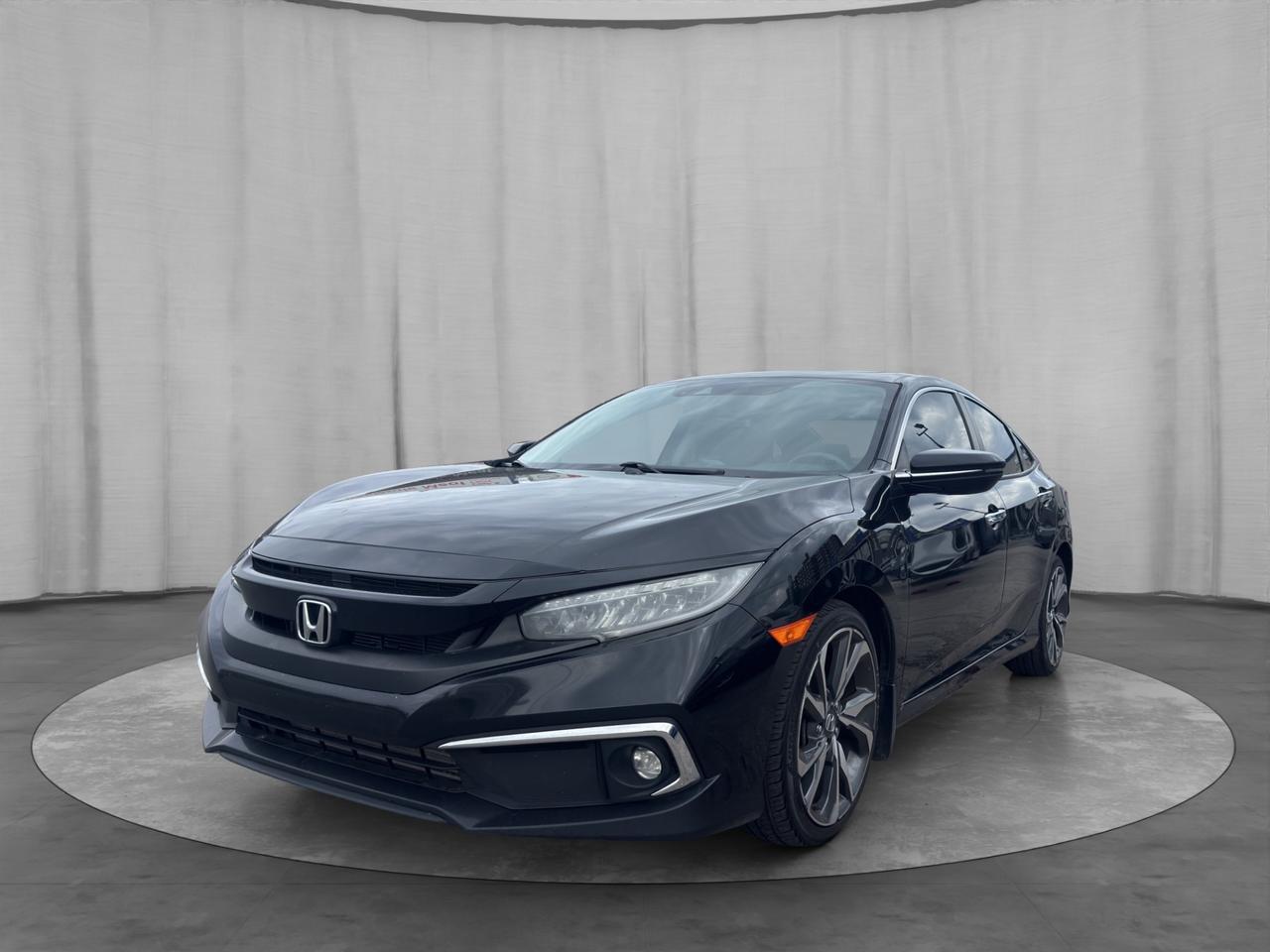 2020 Honda Civic Touring CVT Photo2