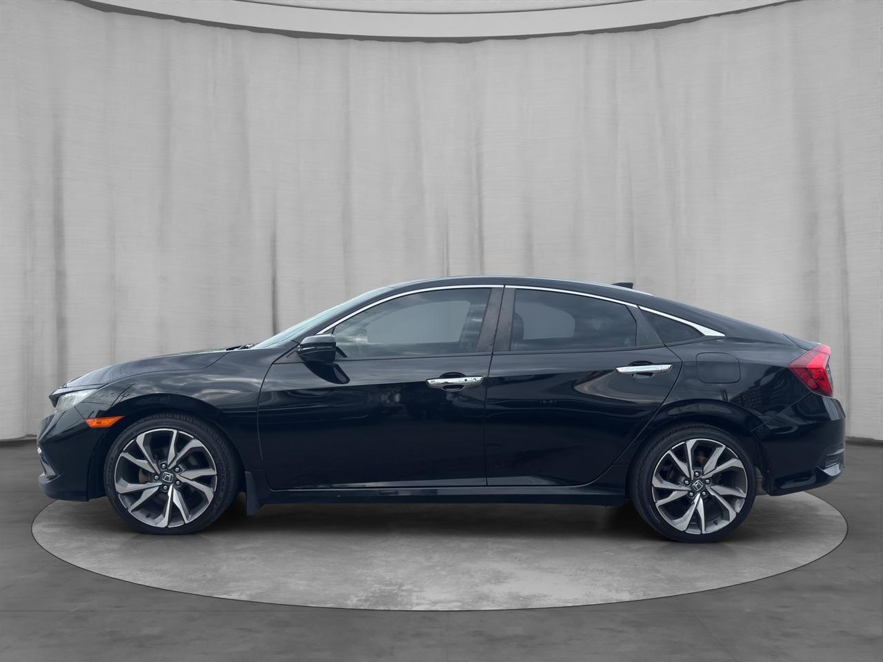 2020 Honda Civic Touring CVT Photo