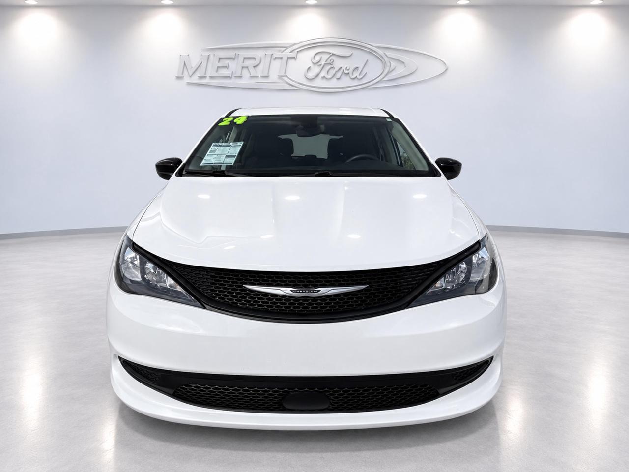 2024 Dodge Grand Caravan SXT 3.6L Pentastar V6 Photo2