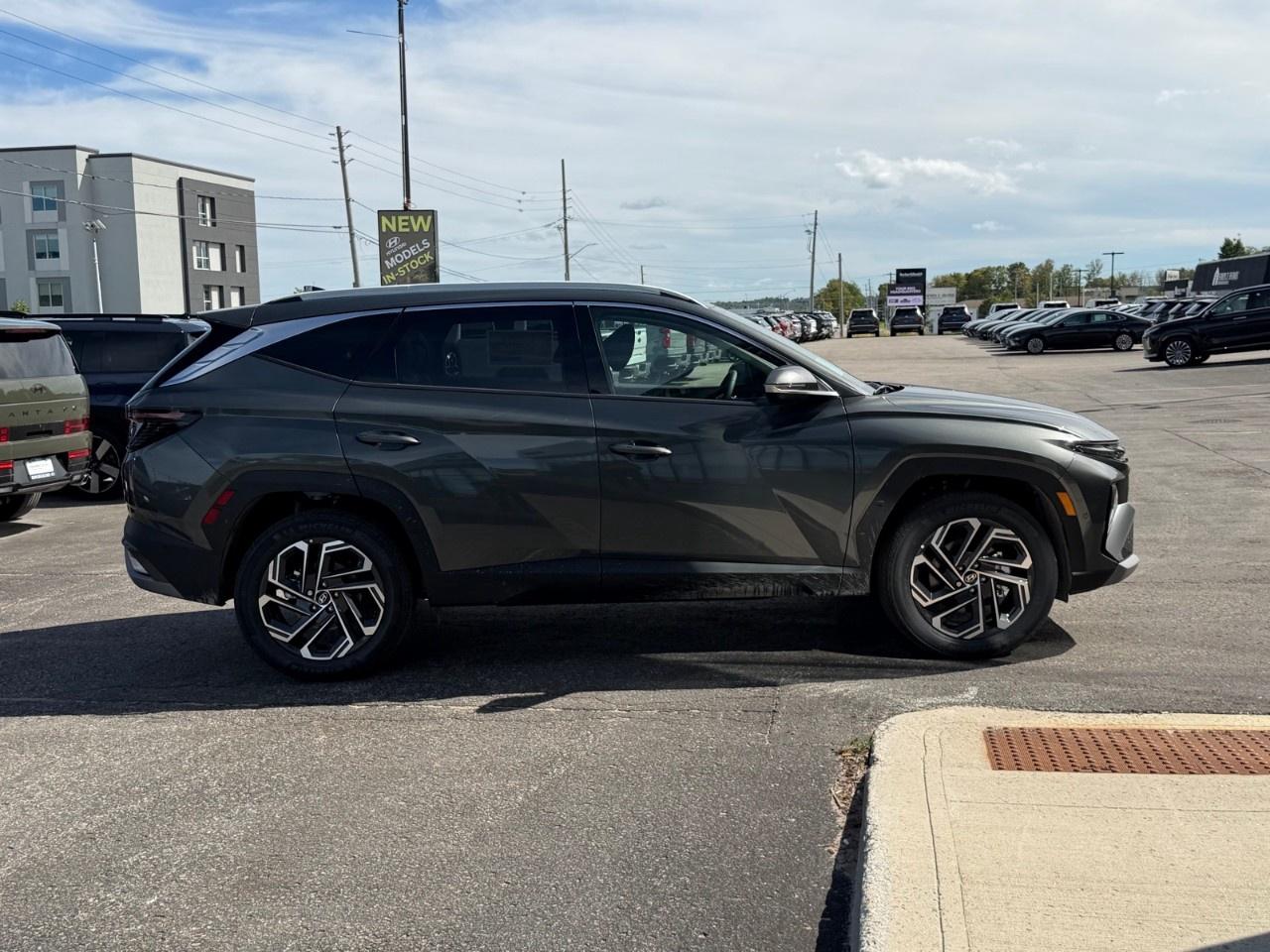 2026 Hyundai Tucson Hybrid Ultimate AWD Photo