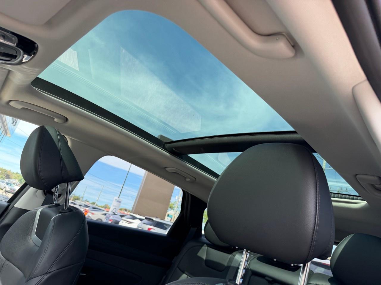 2026 Hyundai Tucson Hybrid Ultimate AWD Photo