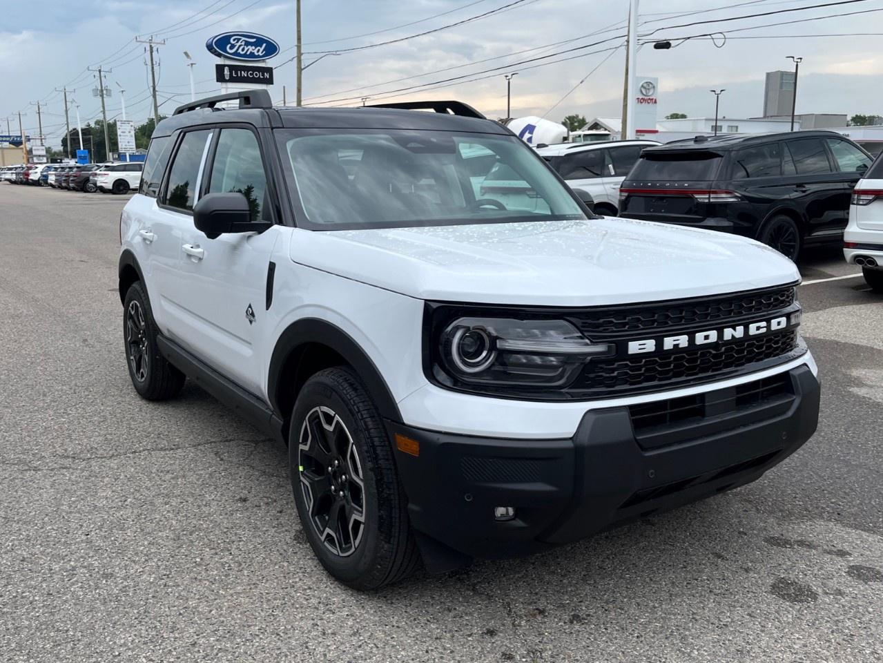2026 Ford Bronco Sport Outer Banks 4x4 Photo