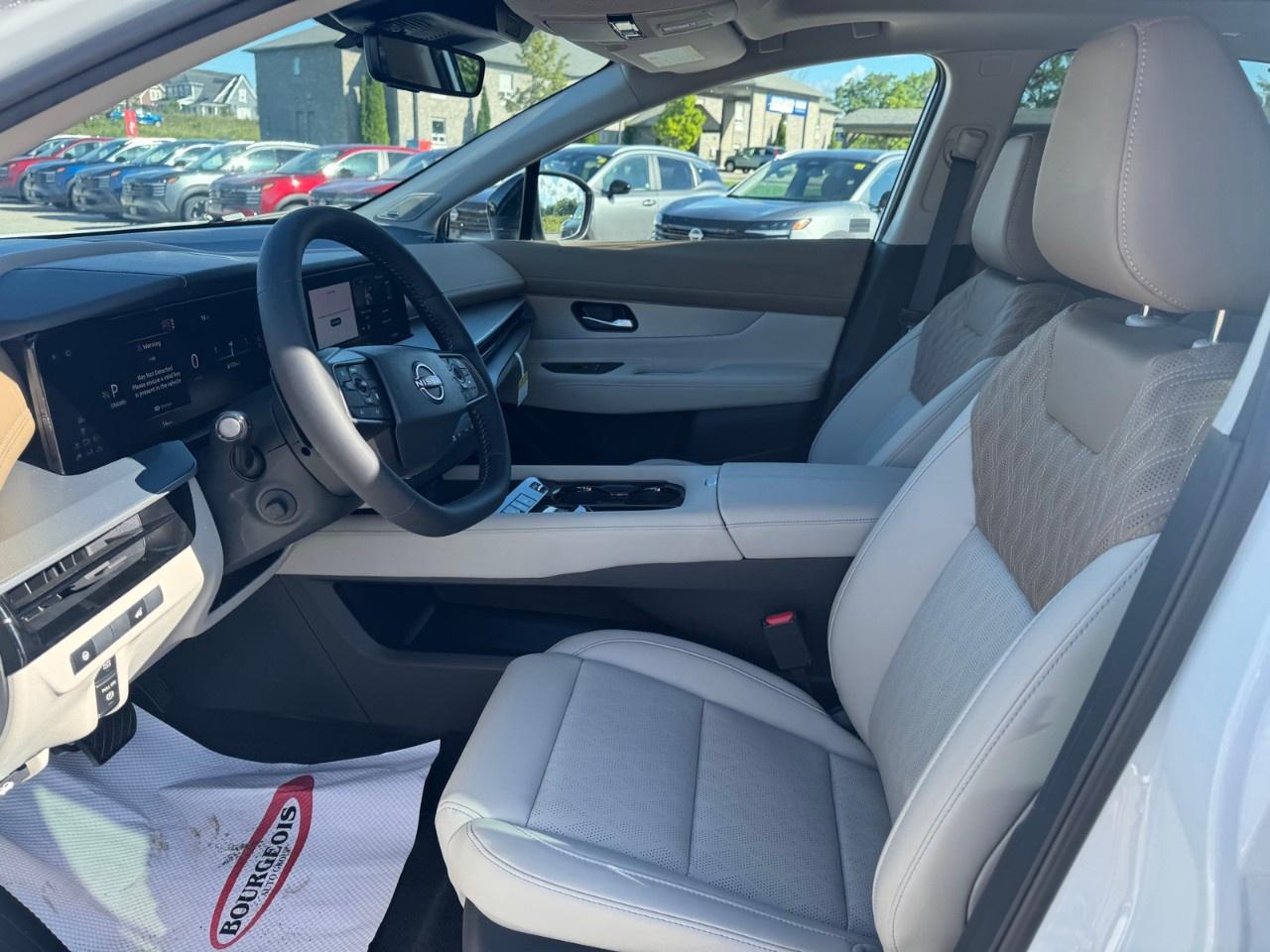 2027 Nissan Murano Platinum AWD Photo