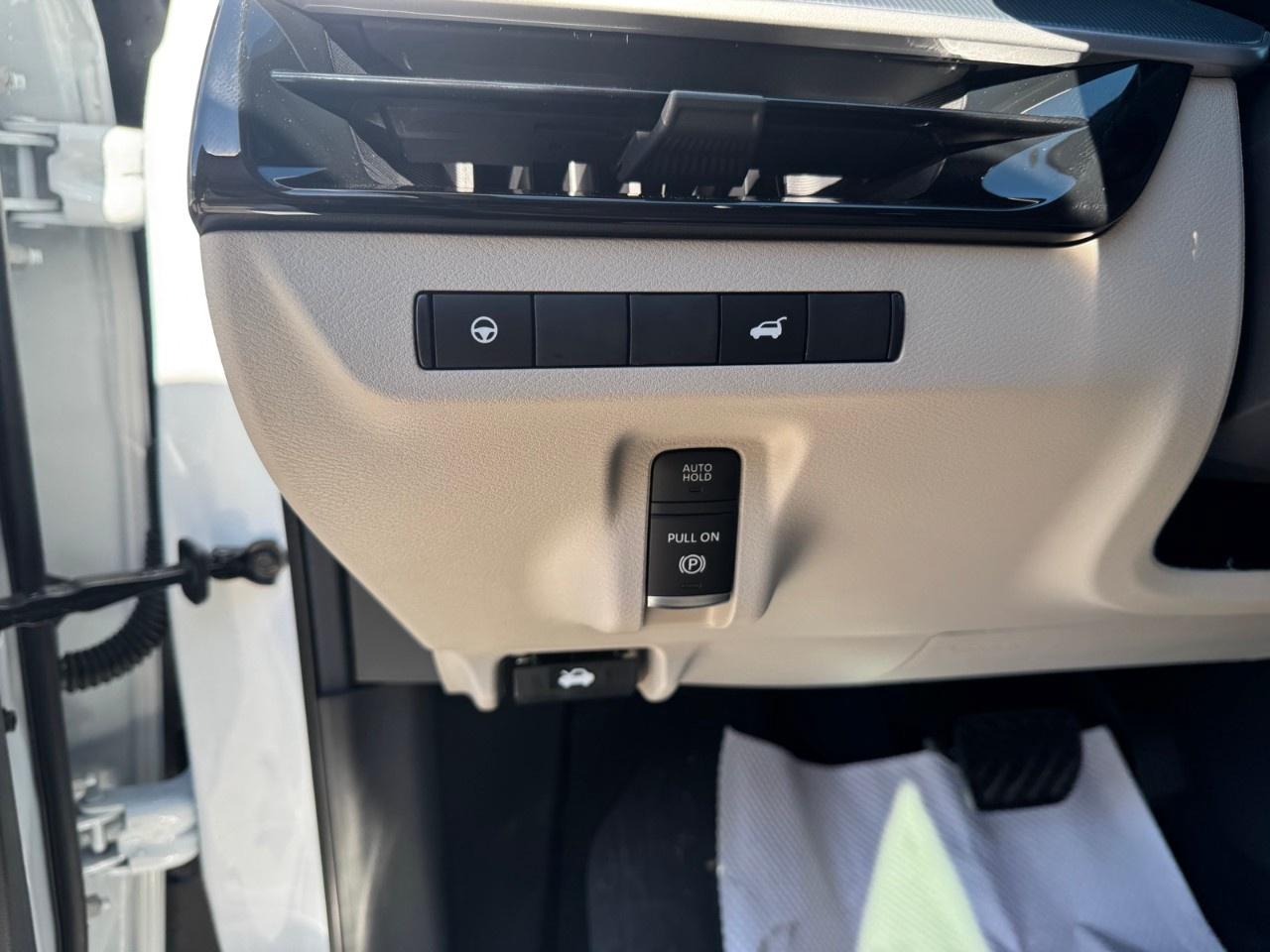 2027 Nissan Murano Platinum AWD Photo