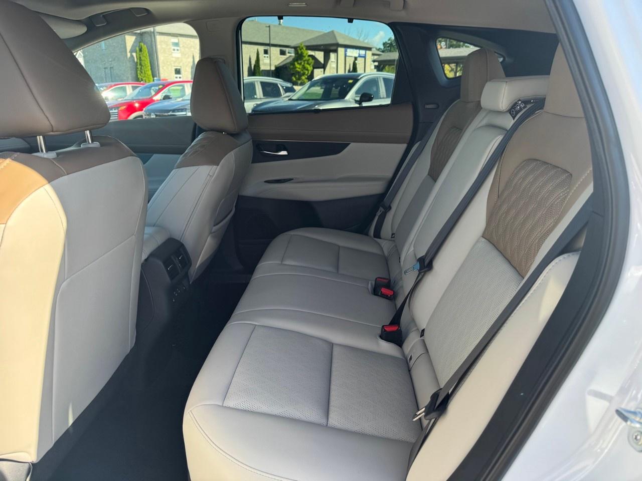 2027 Nissan Murano Platinum AWD Photo