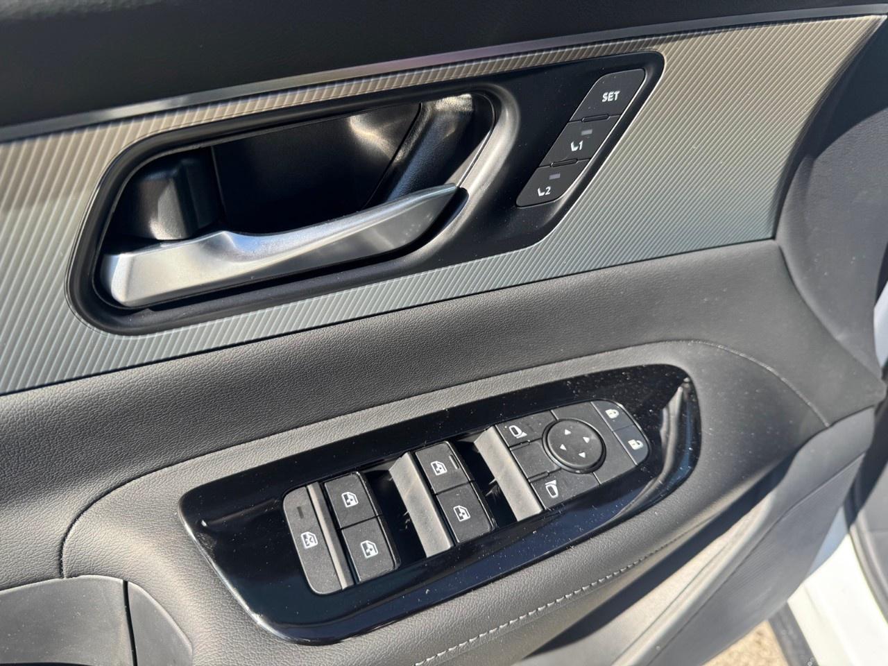 2027 Nissan Murano Dark Armor AWD Photo