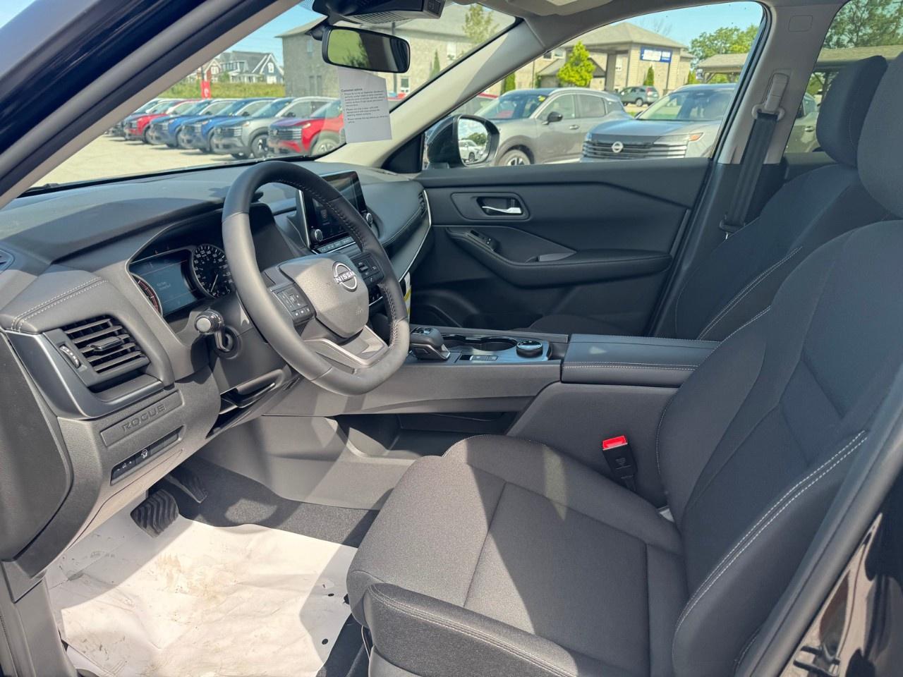 2026 Nissan Rogue AWD S Photo