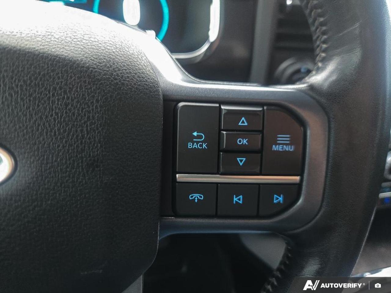 2023 Ford F-150 Lariat 5.0L V8 | MOONROOF | TOW MIRRORS | 502A Photo