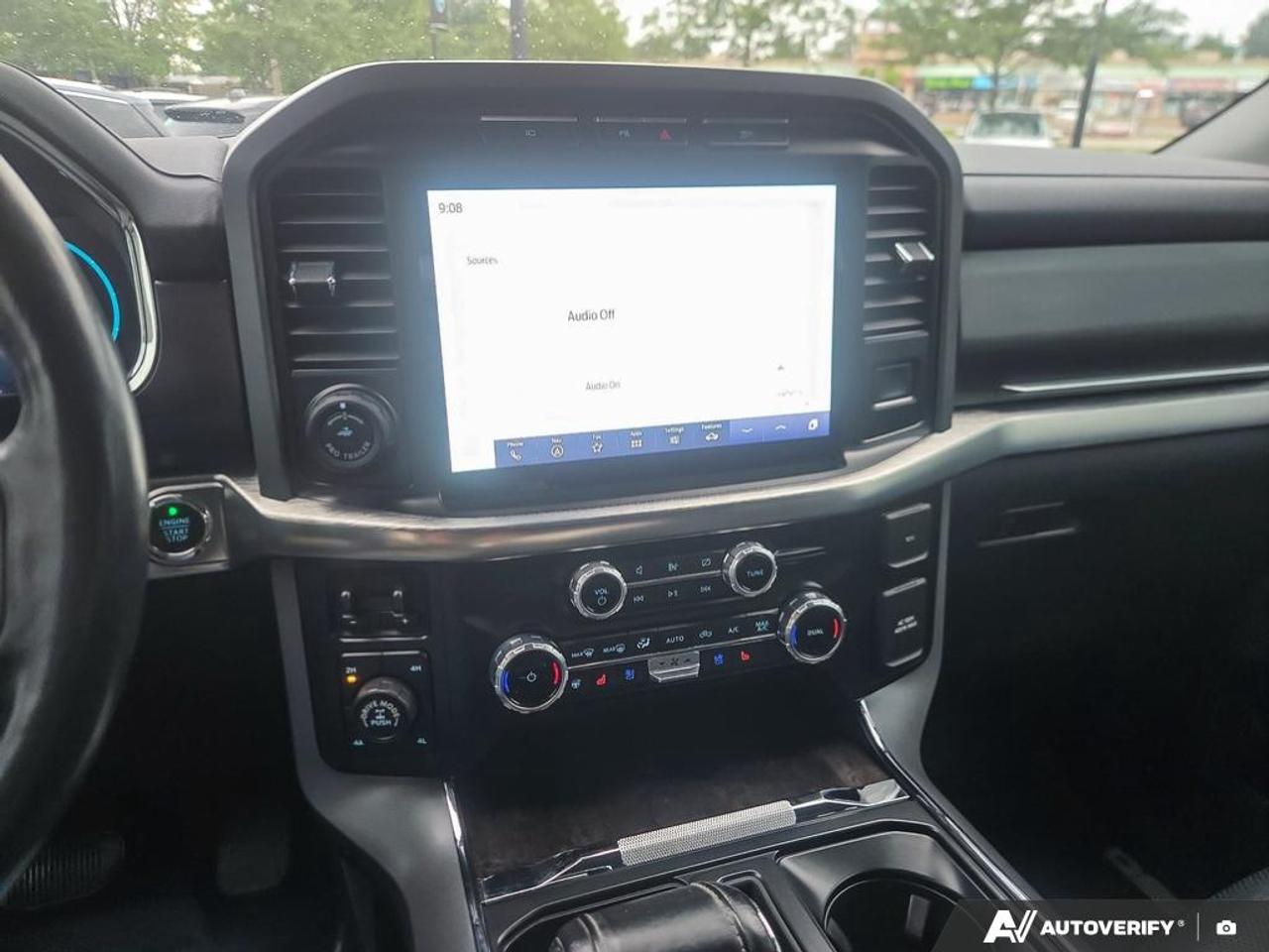 2023 Ford F-150 Lariat 5.0L V8 | MOONROOF | TOW MIRRORS | 502A Photo