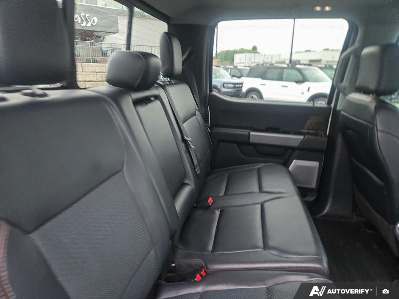 2023 Ford F-150 Lariat 5.0L V8 | MOONROOF | TOW MIRRORS | 502A Photo