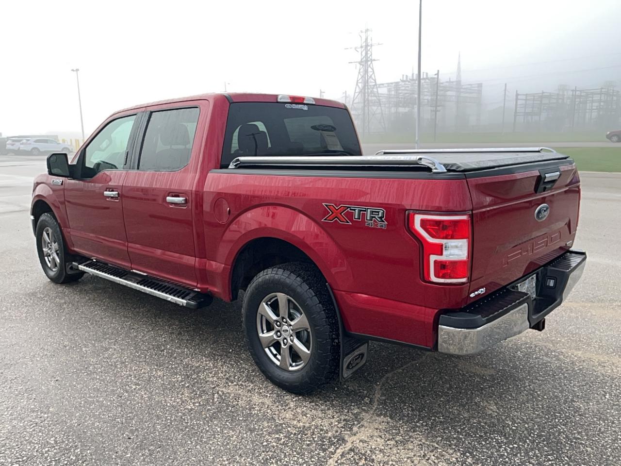 2020 Ford F-150 XLT 4WD SuperCrew 5.5' Box Photo3