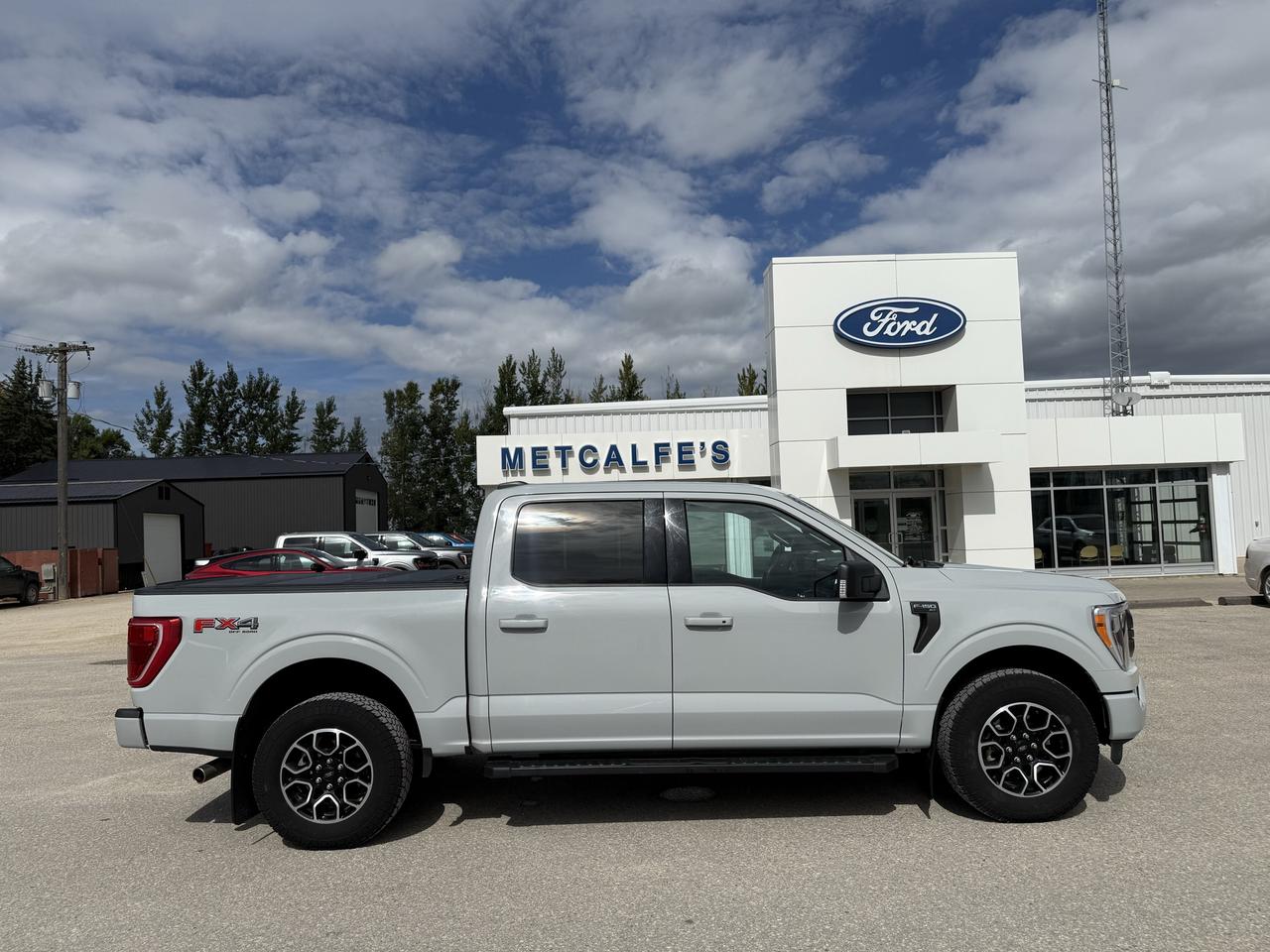 2023 Ford F-150 XLT 4WD SuperCrew 5.5' Box Photo0