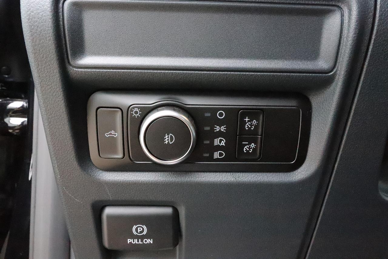 2026 Ford F-150 XLT 4WD SuperCrew 5.5' Box Photo