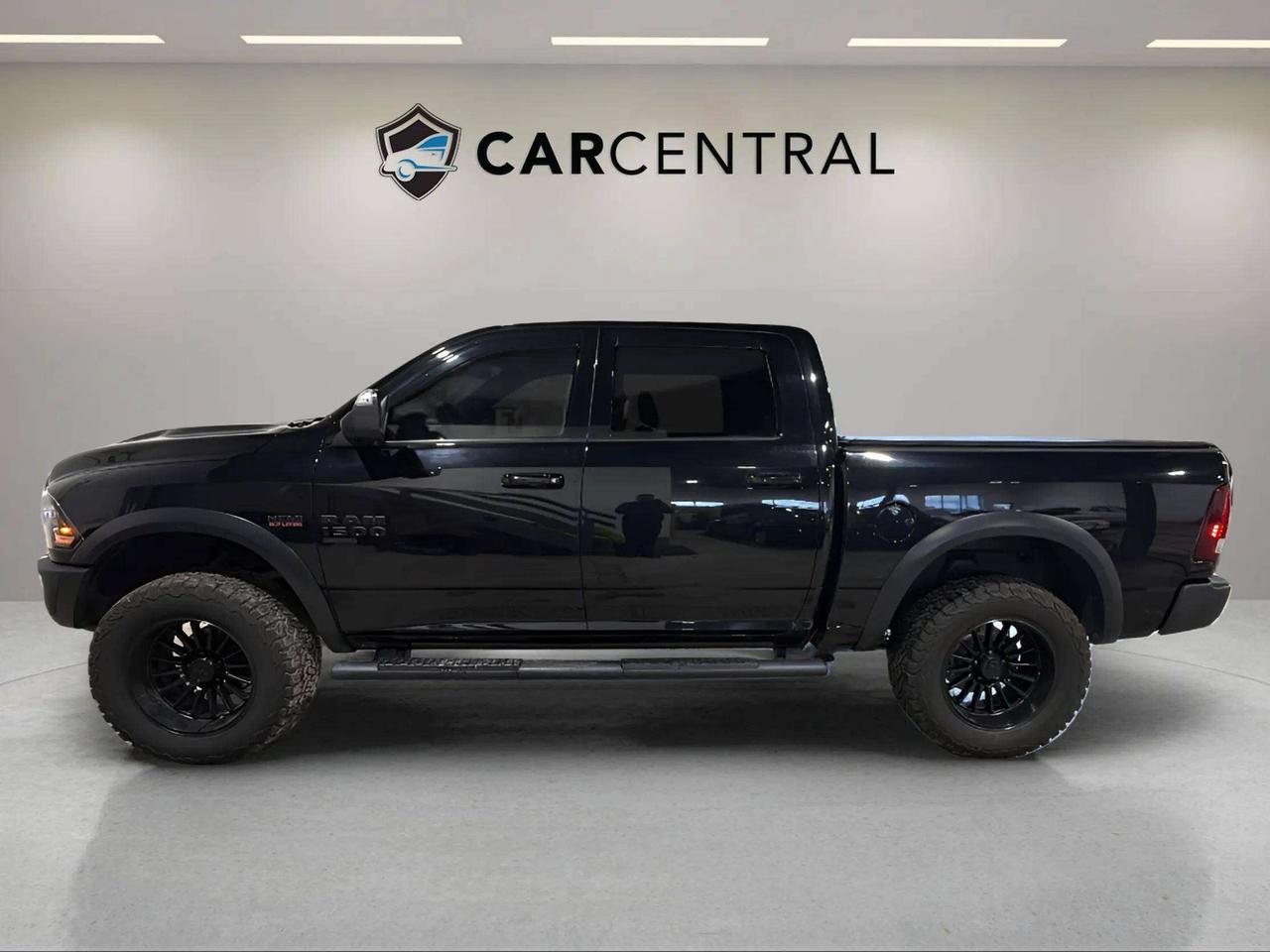 2022 RAM 1500 WARLOCK | CLEAN CARFAX | HEMI | TONNEAU| LOW KMS Photo1