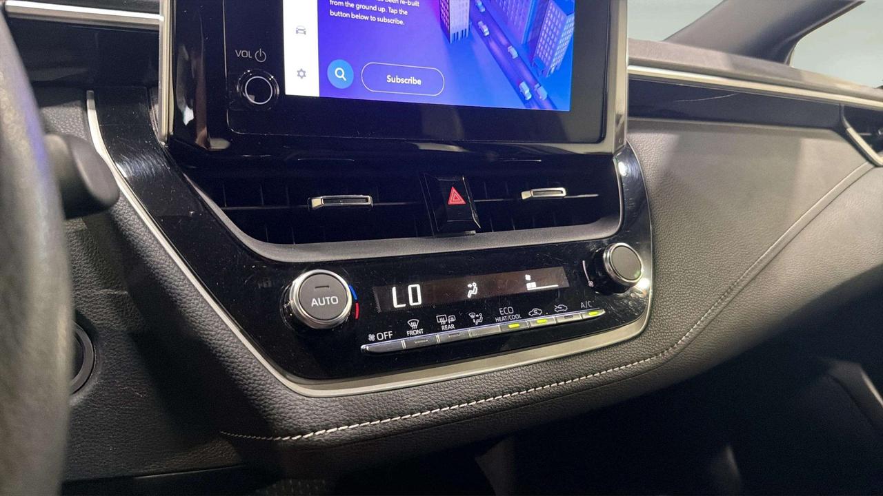 2025 Toyota Corolla SE | CLEAN CARFAX |CARPLAY|PUSH START| ADAP CRUISE Photo