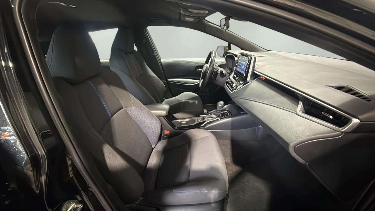 2021 Toyota Corolla SE | CLEAN CARFAX | CARPLAY |PUSH START|HTD SEATS Photo