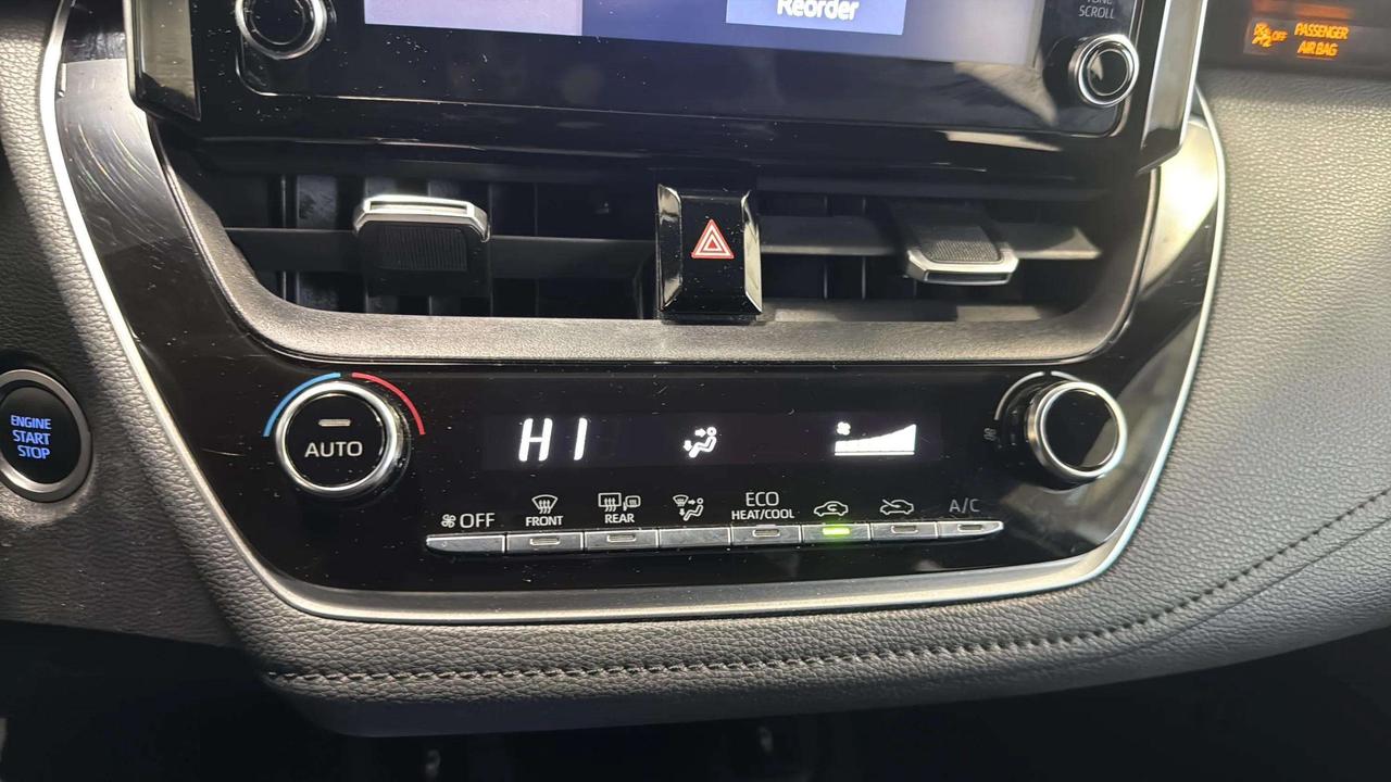 2021 Toyota Corolla SE | CLEAN CARFAX | CARPLAY |PUSH START|HTD SEATS Photo