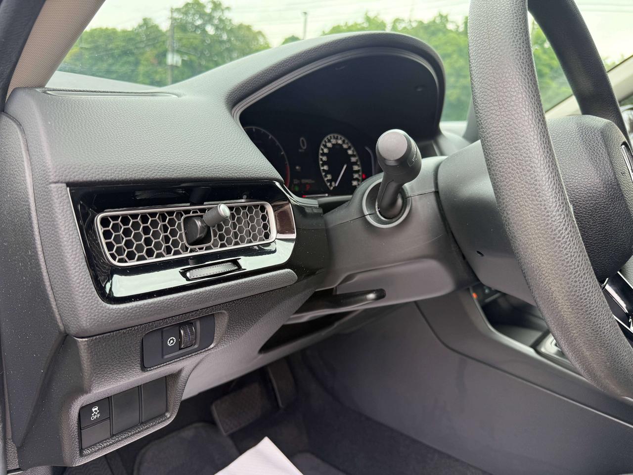 2025 Honda Civic LX | BLUETOOTH | REMOTE START | BLIND SPOT | Photo