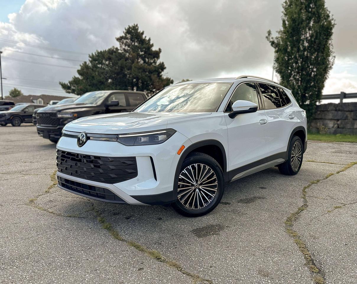 Used 2025 Volkswagen Tiguan Comfortline | BACKUP CAMERA | BLUETOOTH | for sale in Waterloo, ON