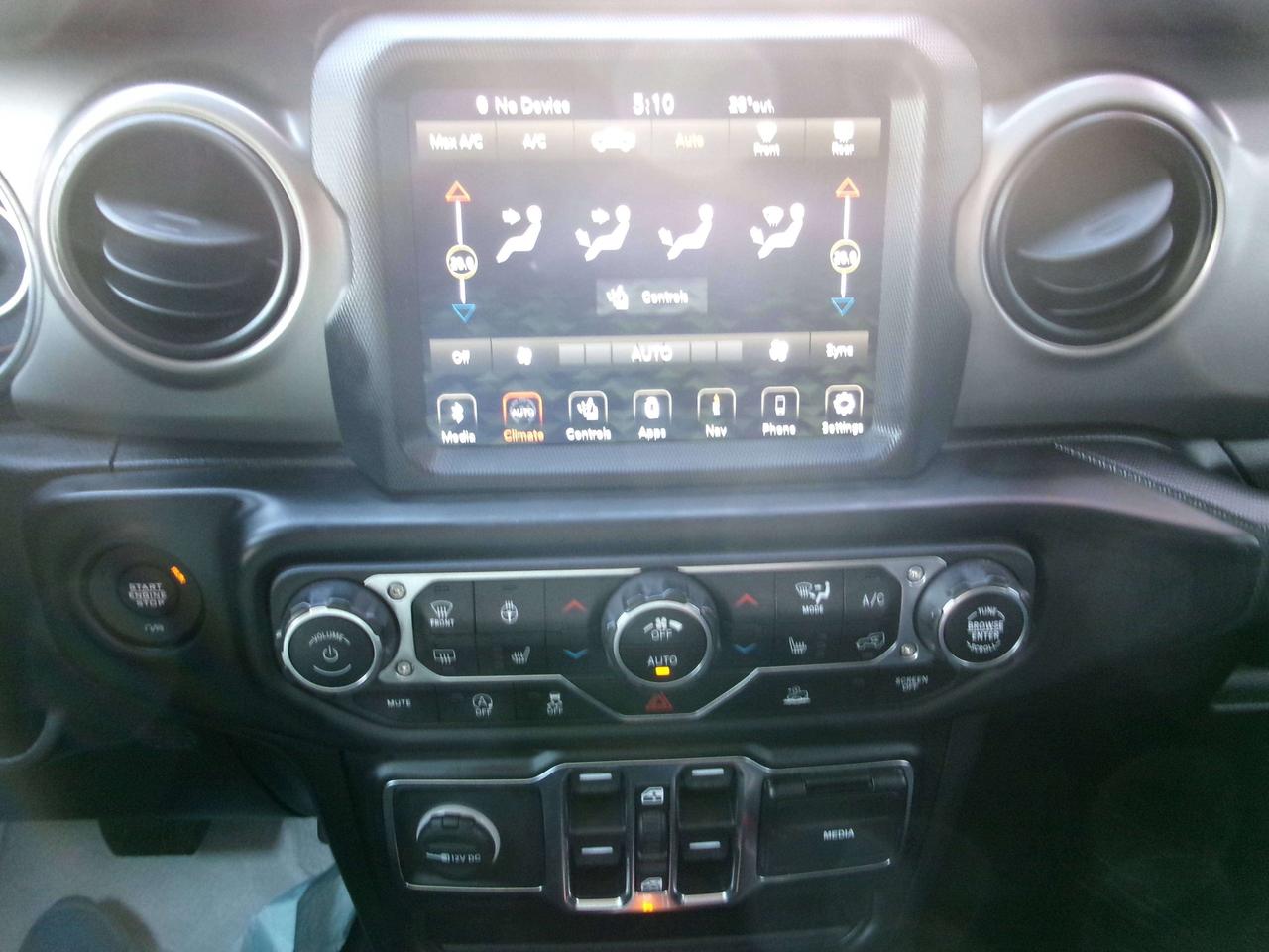 14700078.833083374