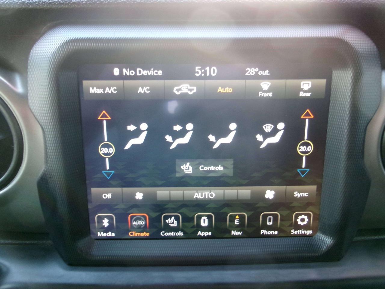 14700078.833083377