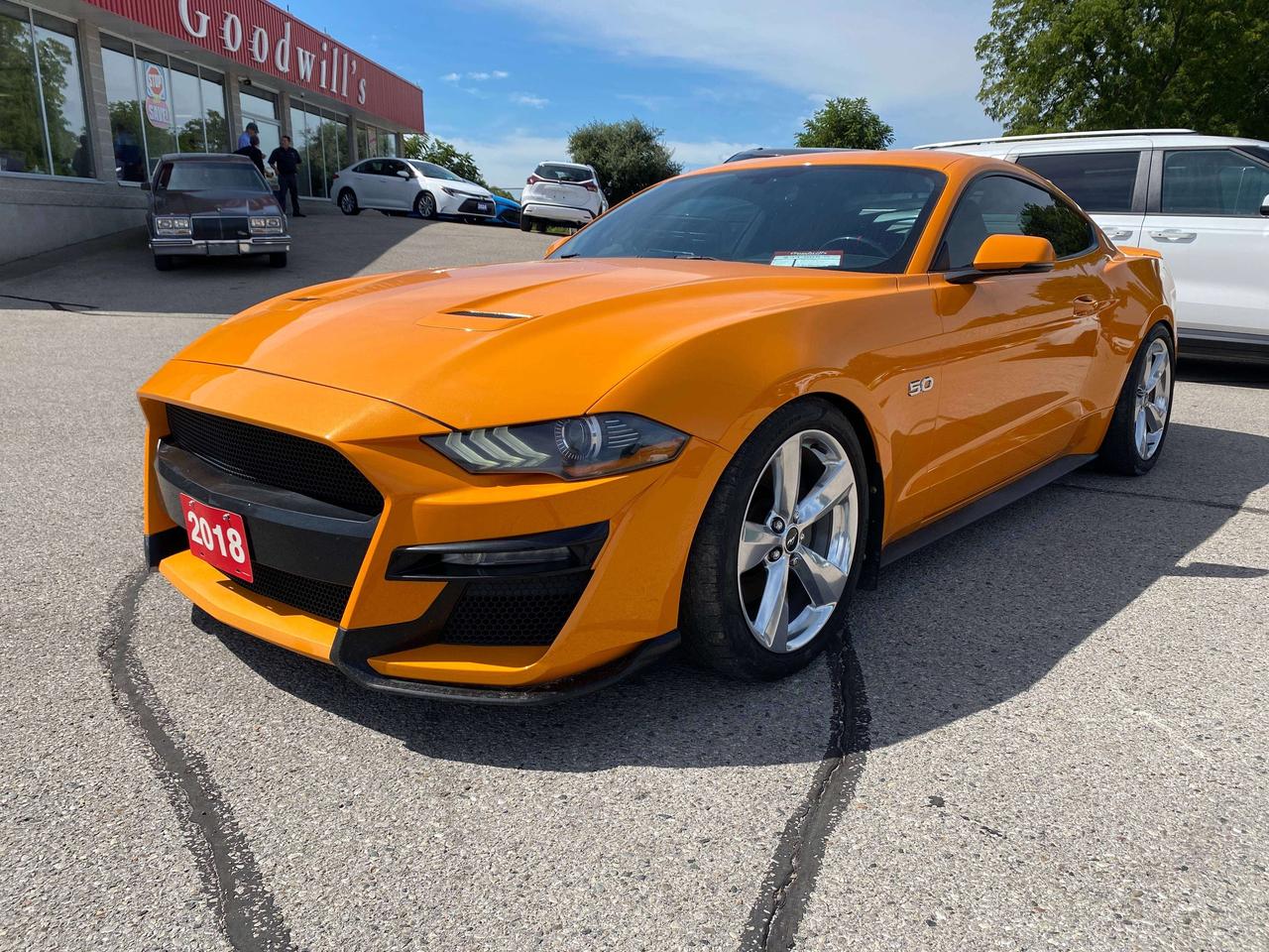 2018 Ford Mustang GT PREMIUM, HEATED LEATHER, REMOTE START! - Photo #4