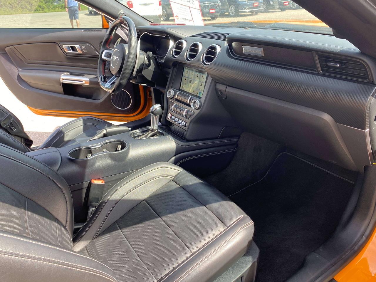 2018 Ford Mustang GT PREMIUM, HEATED LEATHER, REMOTE START! Photo