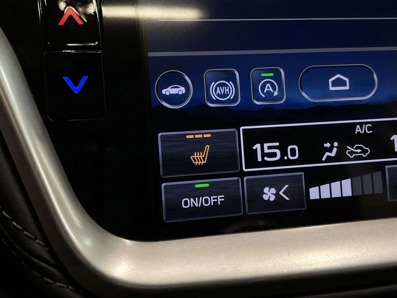 2020 Subaru Legacy TOURING AWD | SUNROOF | 11IN SCREEN | CARPLAY Photo
