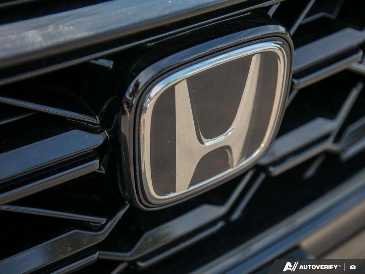 2024 Honda CR-V Touring Photo