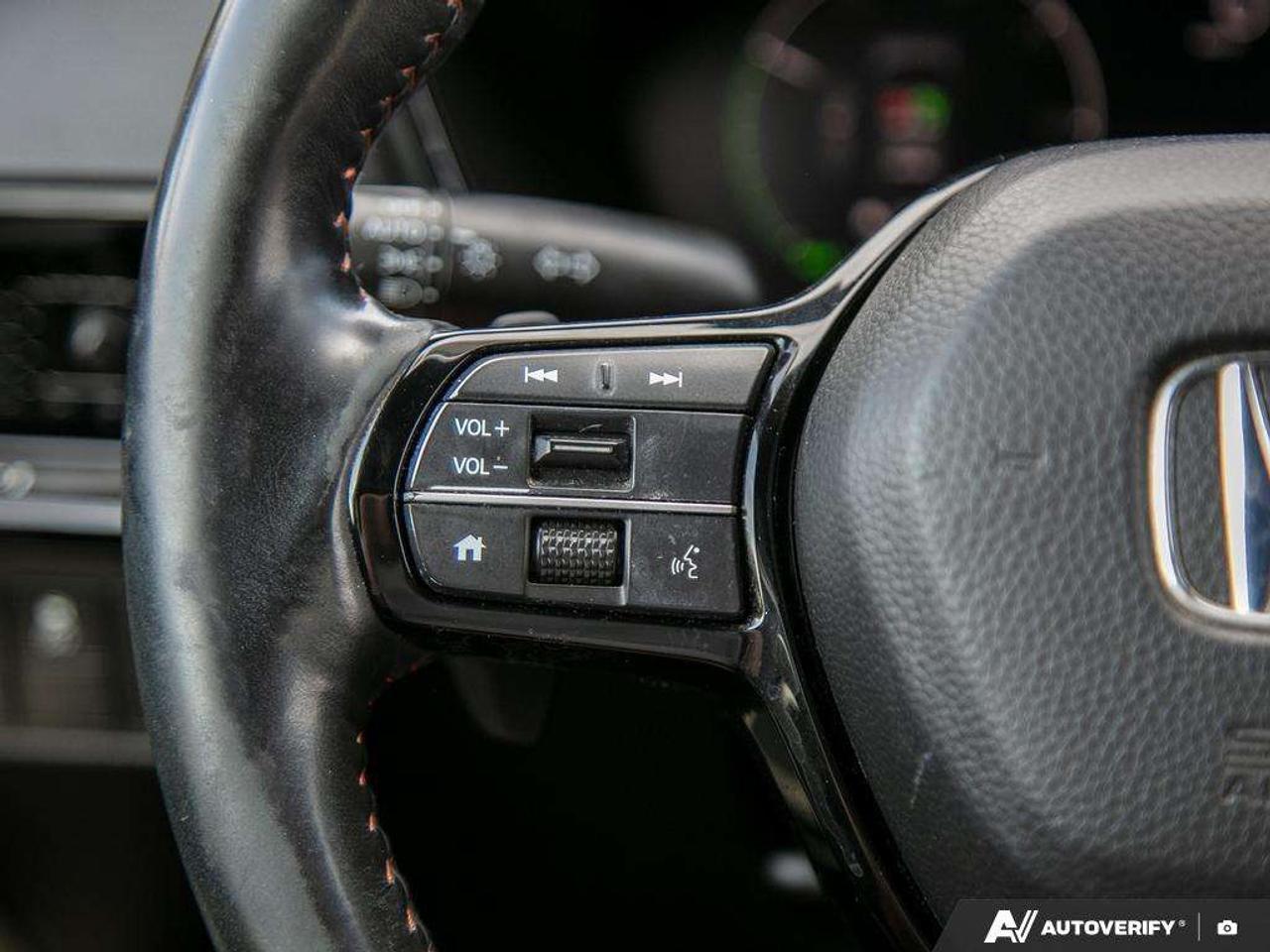 2024 Honda CR-V Touring Photo