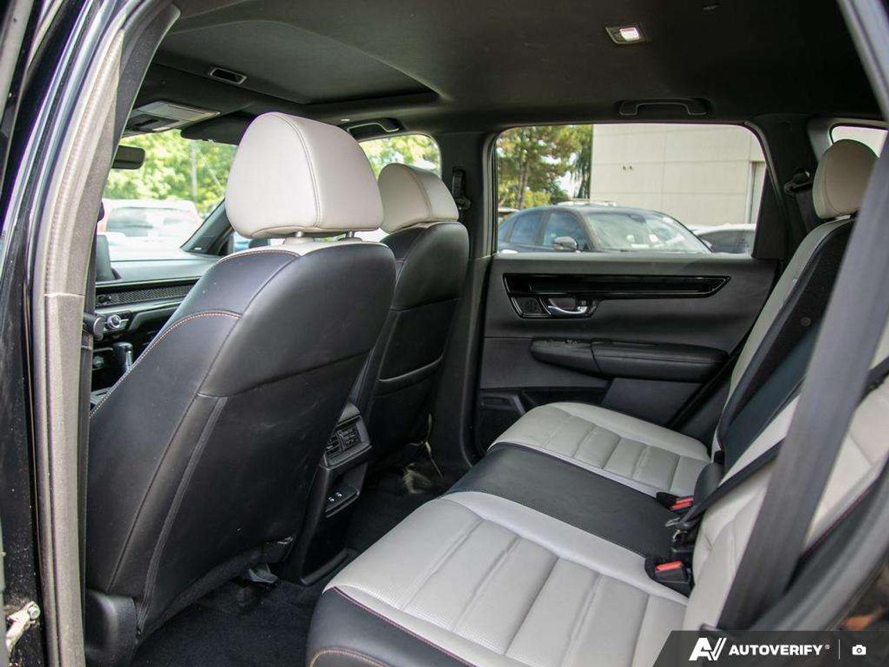 2024 Honda CR-V Touring Photo