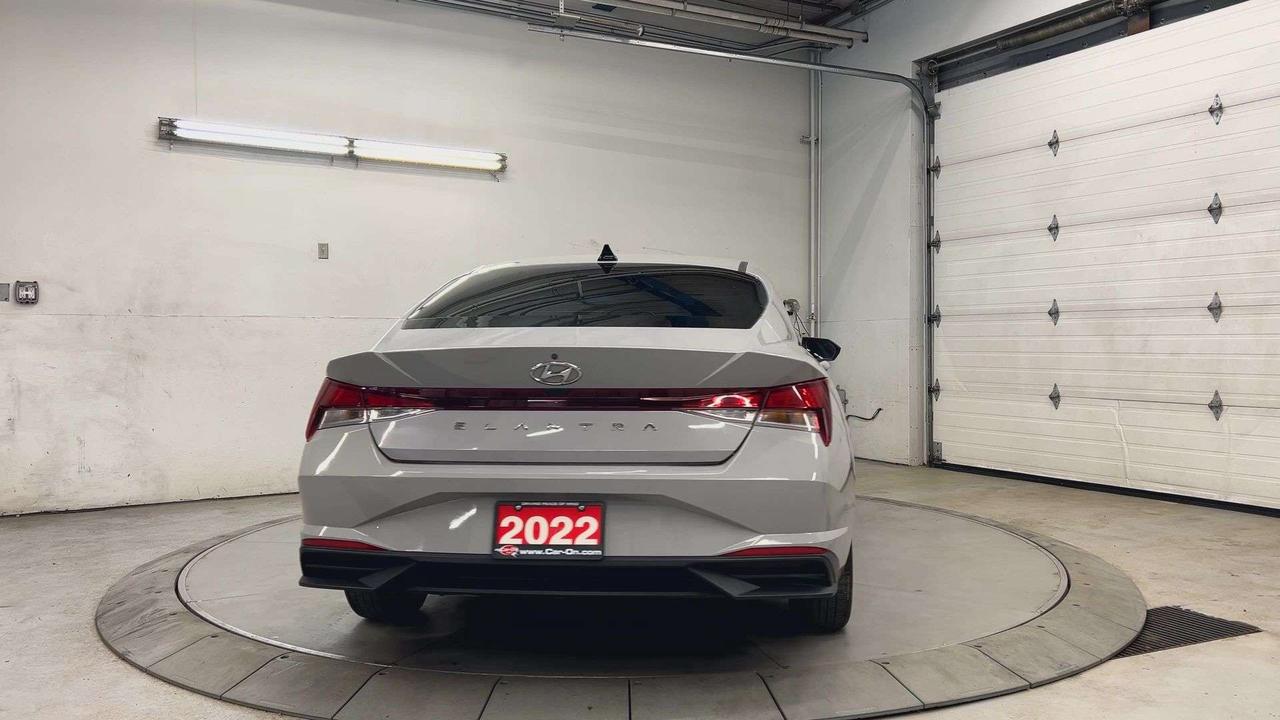 2022 Hyundai Elantra 6-SPEED | HEATED SEATS | CARPLAY | REAR CAM | A/C Photo