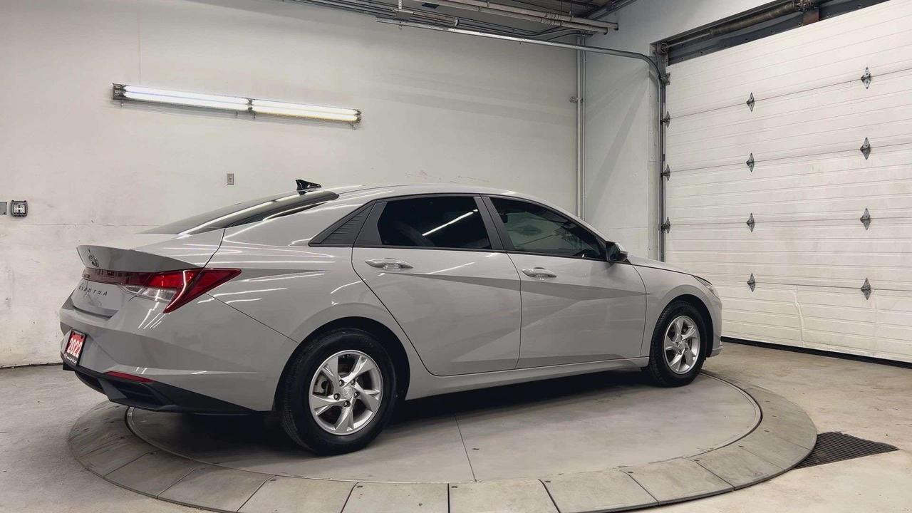 2022 Hyundai Elantra 6-SPEED | HEATED SEATS | CARPLAY | REAR CAM | A/C Photo