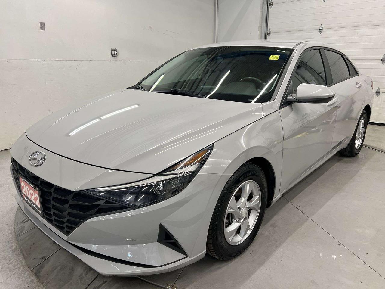 2022 Hyundai Elantra 6-SPEED | HEATED SEATS | CARPLAY | REAR CAM | A/C Photo